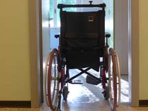 Camera da letto accessibile ai disabili in carrozzina