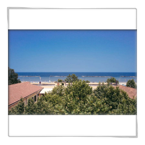 Vista dall'alto di Villa Marina e del mare vicino, a Bellaria Igea Marina Rimini
